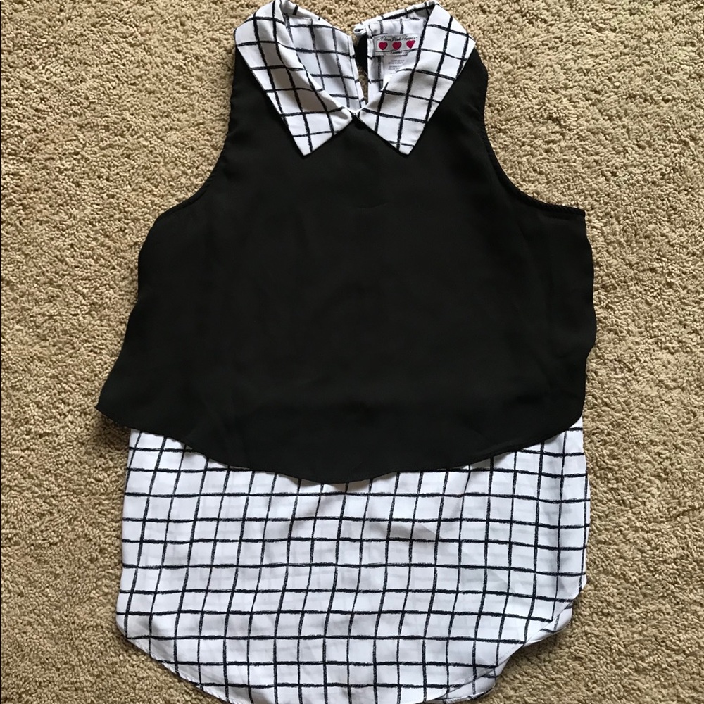 Cute collared blouse